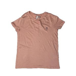 Blush divided tee